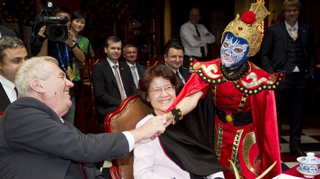 Prezident Milo Zeman navtvil hlavn msto nsk provincie S-chuan. Zastnil se tam zahjen Zpadonskho mezinrodnho veletrhu.