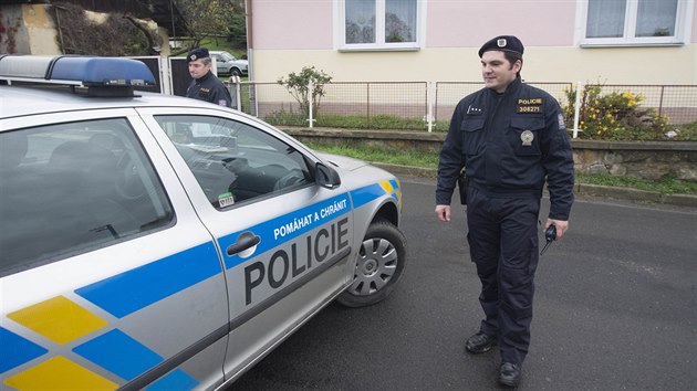 Jestli lid v Lipov a Vlachovicch poslechli vzvu k evakuaci kontrolovali policist.