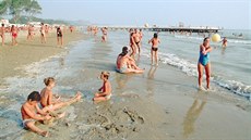 Pláž Durrës na albánské riviéře Pláž Durrës na albánské riviéře