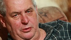 Miloš Zeman v dokumentu Roberta Sedláčka Miloš Zeman - nekrolog politika a... Miloš Zeman v dokumentu Roberta Sedláčka Miloš Zeman - nekrolog politika a...