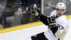 Sidney Crosby slaví gól Pittsburghu Penguins.
