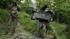 Strakoničtí vojáci s protiletadlovým raketovým kompletem RBS-70 Strakoničtí vojáci s protiletadlovým raketovým kompletem RBS-70