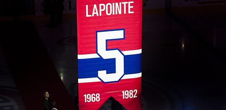 Guy Lapointe se oficiln zaazuje mezi legendy Montrealu Canadiens.