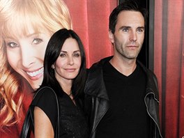 Courteney Coxov a Johnny McDaid (Los Angeles, 5. listopadu 2014)