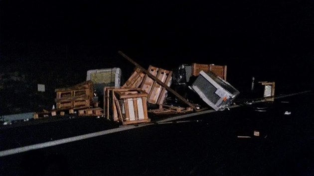 Tragick nehoda, pi n urvan nvs smetl v protismru jedouc kodu Octavia. Jej idi nepeil.