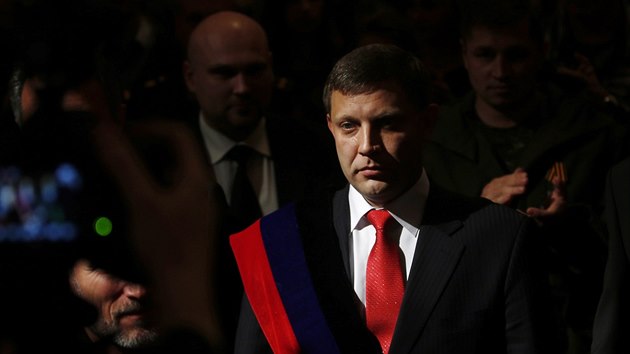 Inaugurace Alexandra Zacharenka do adu prezidenta samozvan Donck lidov republiky (Donck, 4. listopadu 2014).