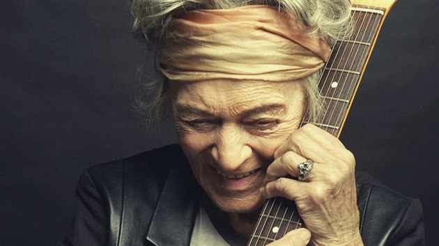 Luba Skoepov jako Keith Richards v kalendi Promny 2015