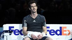 Andy Murray na úvod Turnaje mistr nestail na Keie Niikoriho.