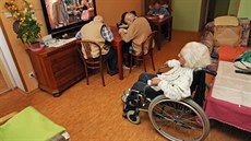 Společenská místnost v penzionu pro seniory v Palkovicích na Frýdecko-Místecku. Společenská místnost v penzionu pro seniory v Palkovicích na Frýdecko-Místecku.