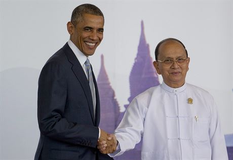 Americký prezident Barack Obama ve tvrtek picestoval na východoasijský summit...