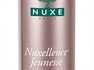 Omlazujc pe Nuxellence Jeunesse od Nuxe rozjasuje a vyhlazuje pokoku,...