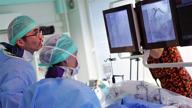Karlovarsk kardiocentrum penelo online operaci vnitch tepen.