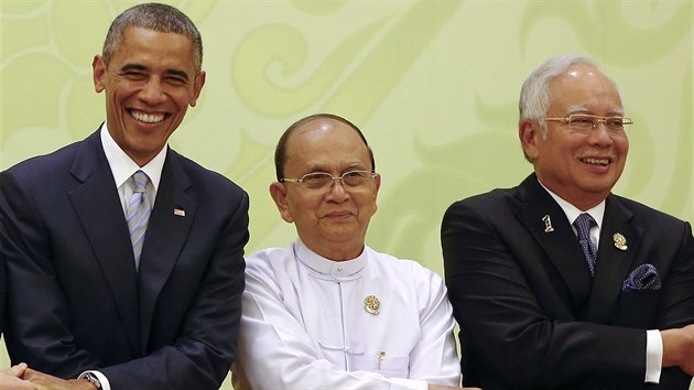Americk prezident Barack Obama ve tvrtek picestoval na vchodoasijsk summit ASEAN v Barm (13. listopadu)