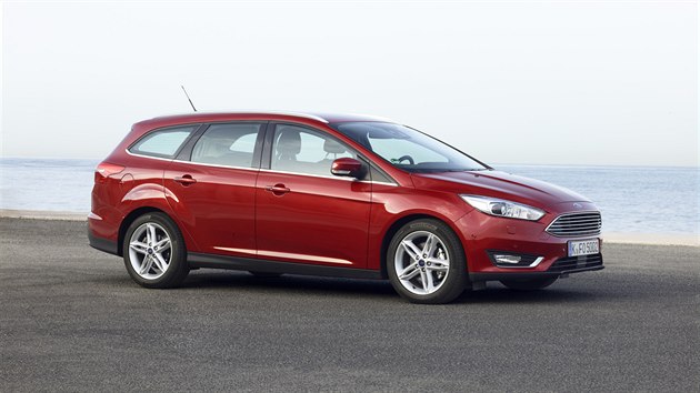 Ford Focus aktuln tet generace ve faceliftovanm proveden