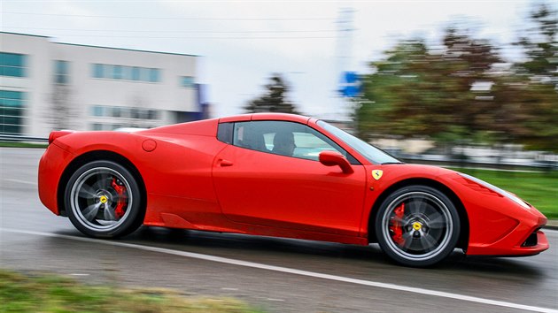 Ferrari 458 Speciale Aperta