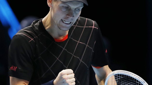 BOJUJE. Tom Berdych na Turnaji mistr v Londn. 