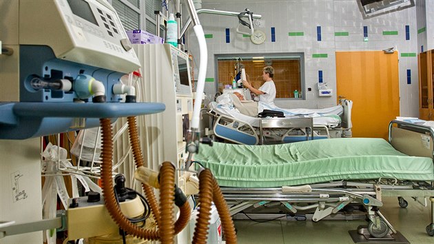 Dky opravenmu hemodialyzanmu stedisku ve Fakultn nemocnici v Hradci Krlov budou mt pacienti s nemocnmi ledvinami lep podmnky.