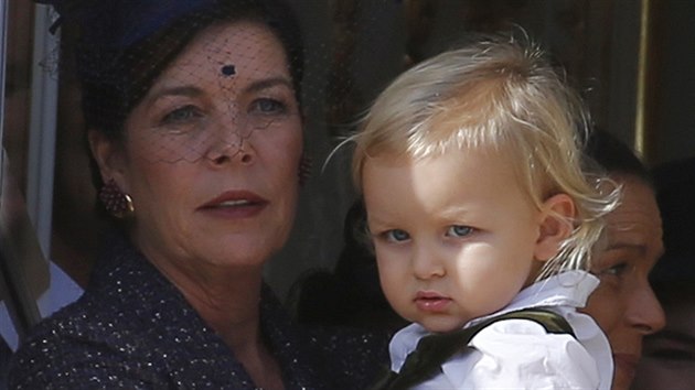 Monack princezna Caroline a jej vnuk Sacha Casiraghi (Monte Carlo, 19. listopadu 2014)