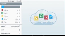 Disk umí automaticky zazálohovat obsah SDHC karty, i ji bezdrátov zpístupnit tabletu.