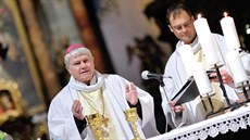 Biskup Václav Malý sloužil mši v Broumově za oběti komunismu a pro život v... Biskup Václav Malý sloužil mši v Broumově za oběti komunismu a pro život v...
