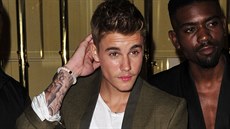 Justin Bieber (30. září 2014, Paříž) Justin Bieber (30. září 2014, Paříž)