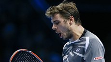 TAK TO BYCHOM MLI. Stanislas Wawrinka se raduje bhem semifinále Turnaje...