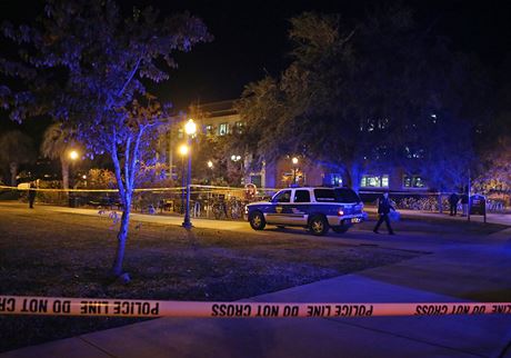 Policisté vyetují stelbu v areálu univerzity v americkém Tallahassee na...