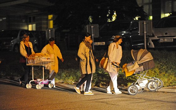 Návrat evakuovaných pacient do havlíkobrodské nemocnice (20. 11. 2014)