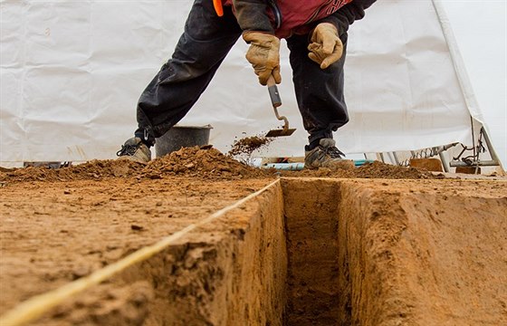 Archeologické nalezit pod budoucí dálnicí D11 u Hradce Králové.