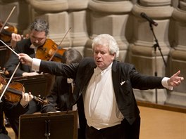 Vystoupení eských filharmonik ve Spojených státech amerických ídil dirigent...