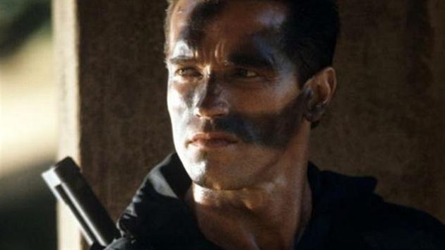 Arnold Schwarzenegger ve filmu Komando (1985)