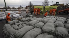 Pípravy na tání v Buffalu. (24. listopadu 2014)