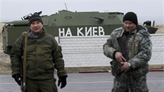 Prorutí separatisté nedaleko Luhanska (19. listopadu 2014)