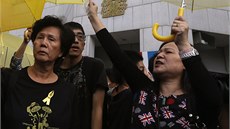 Centrum Hongkongu stále okupují demonstranti, by u je jich o poznání mén