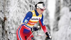 Marit Björgenová v závod na deset kilometr klasicky ve finské Ruce. 