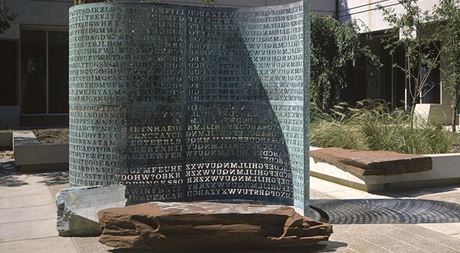 Socha Kryptos, zdroj: Wikipedia.org