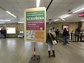Uzavírka stanice metra Staroměstská (5. prosince 2014)