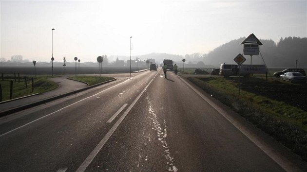 Pi vn nehod na umpersku se zranilo celkem pt lid, jedna ena skonila s vnmi zrannmi ve Fakultn nemocnici Olomouc.