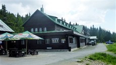 Pohled na horskou chatu Barborka ve výšce 1 400 metrů nad mořem. Pohled na horskou chatu Barborka ve výšce 1 400 metrů nad mořem.