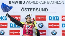 Martin Fourcade se zlatou medailí za vítzství ve sprintu v Östersundu.