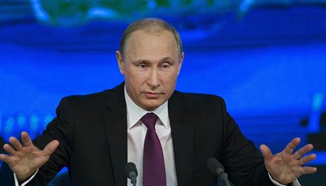 Ruský prezident Vladimir Putin pi výroním projevu (18. prosince 2014)