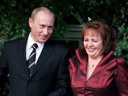 Od roku 1983 stála po Putinov boku vrn jeho manelka Ljudmila. Coby cho...