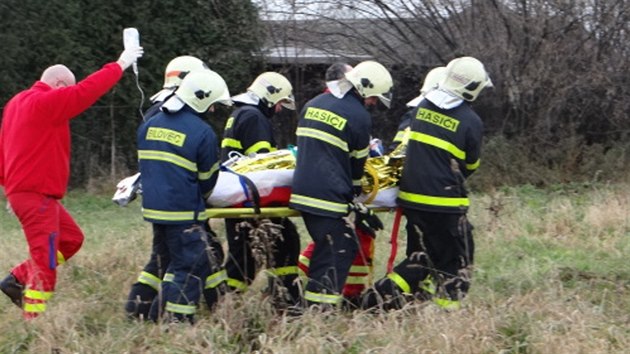 Hasii zasahovali u poru rodinnho domu zpsobenho zaplenmi svkami.