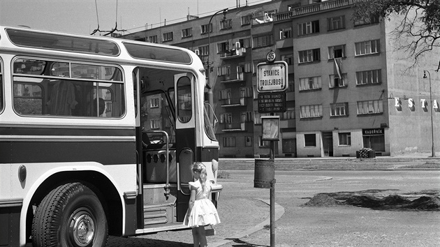 Momentka z konené linky 55 Jawa na Pankráci, která získala své jméno podle...