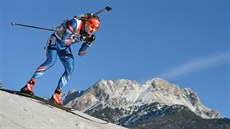 Ondej Moravec na trati  sprintu Svtového poháru v rakouském Hochfilzenu.