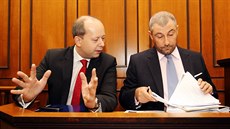 Marek Šnajdr a jeho advokát Lukáš Trojan u Obvodního soudu pro Prahu 2, který... Marek Šnajdr a jeho advokát Lukáš Trojan u Obvodního soudu pro Prahu 2, který...