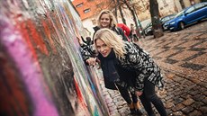 Extrémní lyžařky Matilda Rapaportová a Sandra Lahnsteinerová Extrémní lyžařky Matilda Rapaportová a Sandra Lahnsteinerová