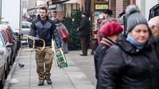 O zboí na trnici v polském Tín je mezi eskými nakupujícími stále velký...