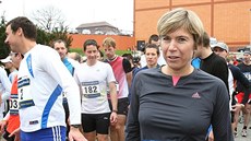 Kateřina Neumannová před plzeňským závodem běžců na 10 kilometrů. Kateřina Neumannová před plzeňským závodem běžců na 10 kilometrů.