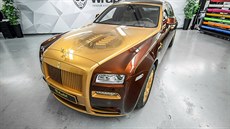 Pozlacený Rolls-Royce Ghost